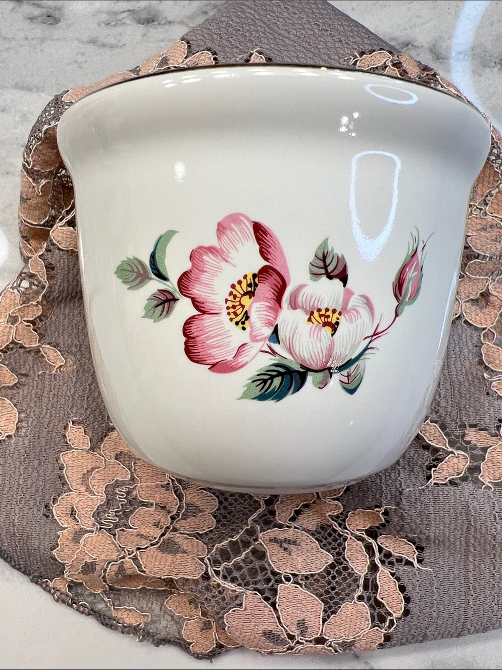 Antique Floral Tea Cup 🌸